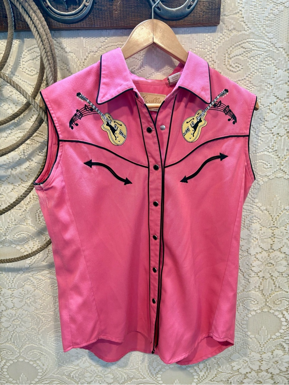 Scully Pink Sleeveless Western Button-Down Shirt with Guitar Embroidery